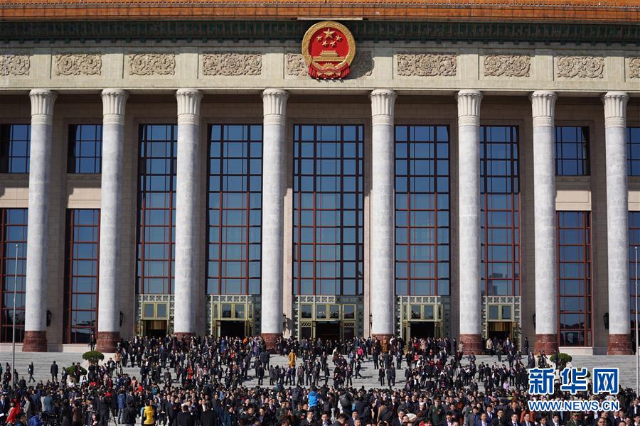 (新华全媒头条·图文互动)(2)2019——春天里的中国两会故事