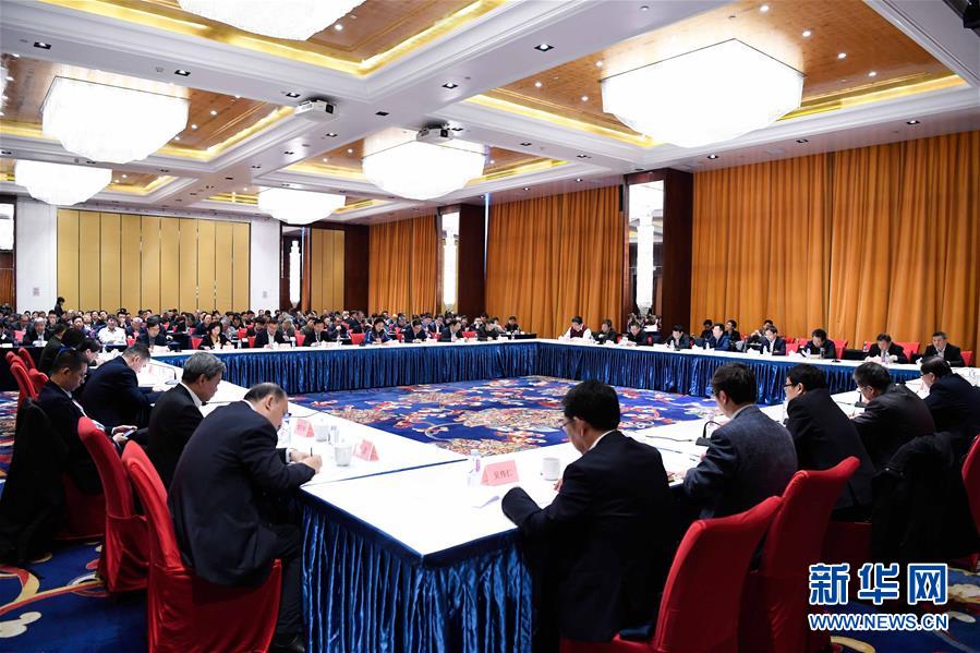 (新华全媒头条·图文互动)(9)2019——春天里的中国两会故事