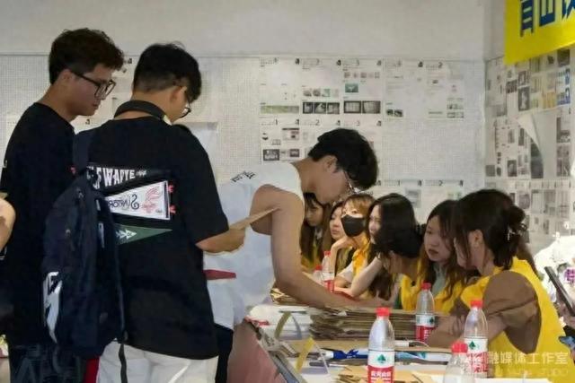 研途风景,一路有你! 18~50岁……2023研究生新生大数据来了