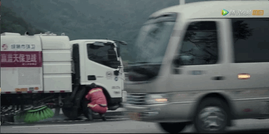 1629720629731849.gif 24.gif
