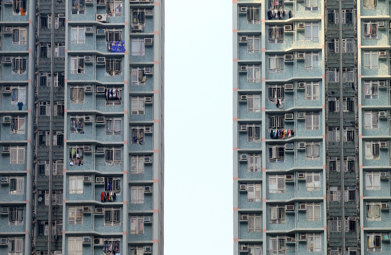 城市街道与高楼大厦描述已自动生成