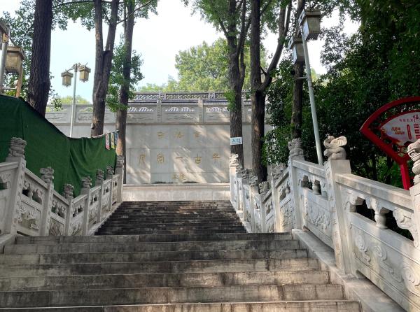 7月22日下午,玄奘寺正门入口