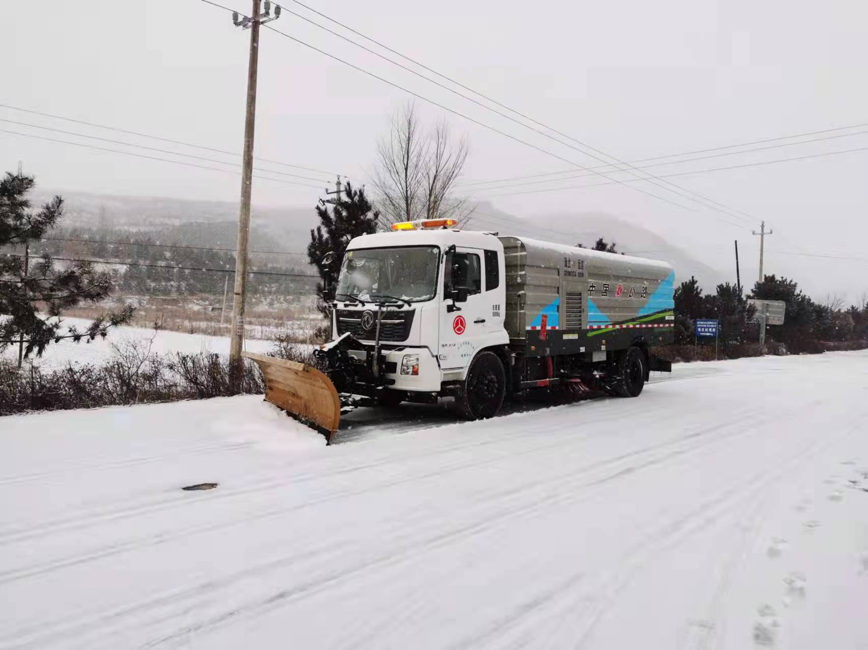 【应对强降雪】张家口全市行动除雪保畅通