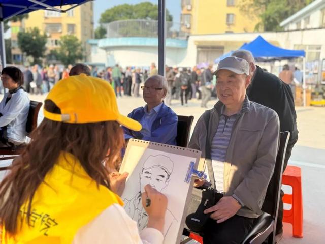 岁岁重阳,暖出“新花YOUNG”!