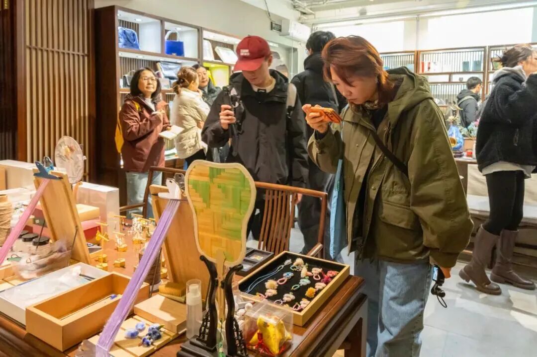 顶点公园明年竣工!北京发布体验团探访副中心新地标(图1)