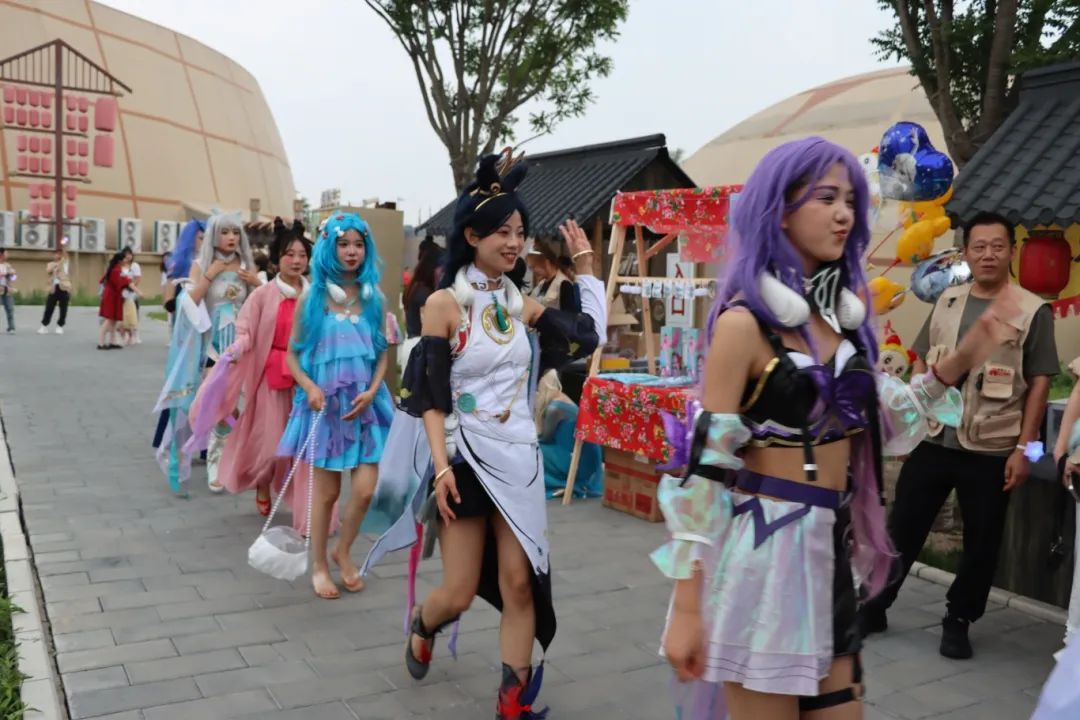 daea65d815537f4f62d7c19511aee82.jpg