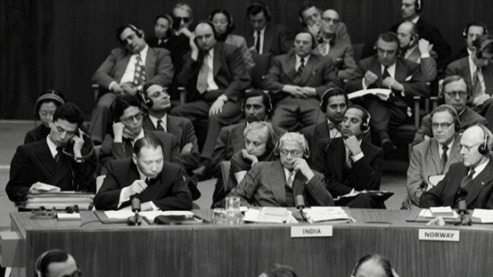 第三集伍修权在联合国安理会发言