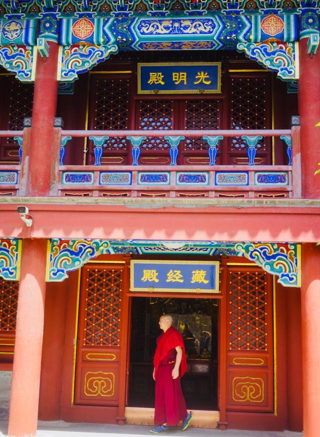 300年来秘不示人 西黄寺“隐藏”着这座北京最美白塔