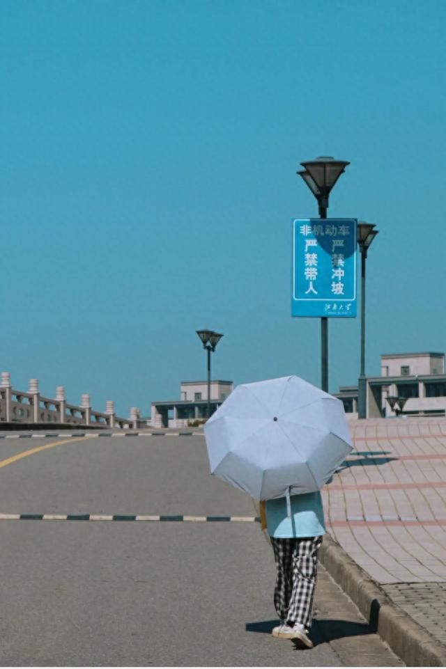清秋叩江南！