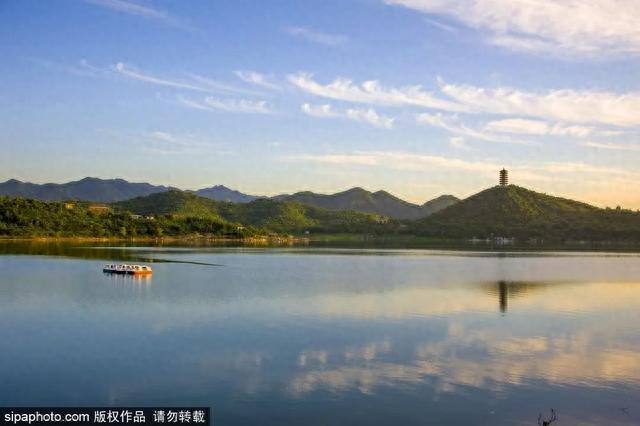 初秋时节，在京郊山水间邂逅一场浪漫日落