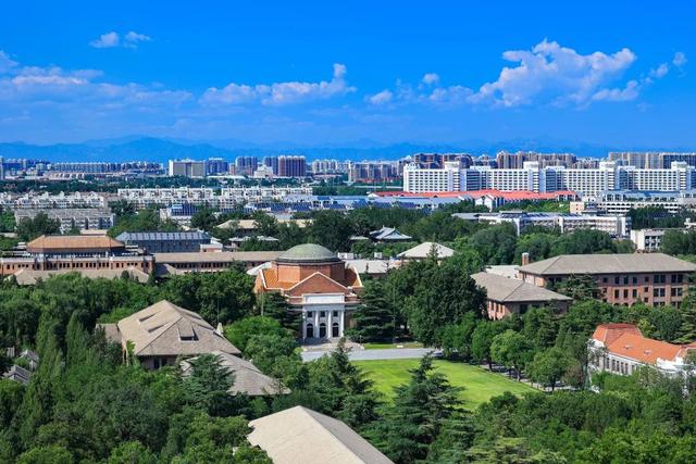 在依旧热烈的初秋，和清华相遇