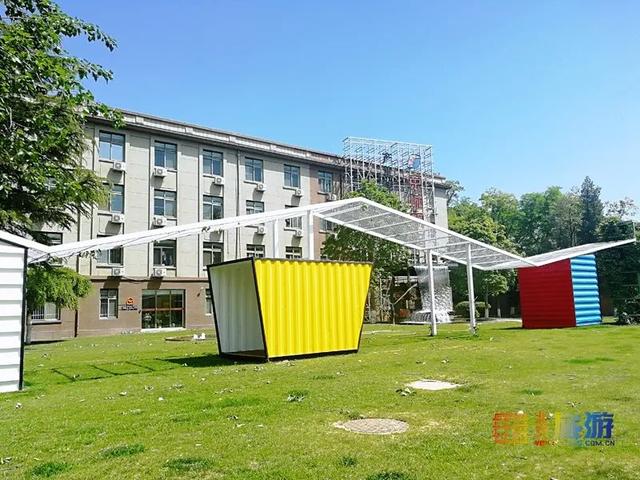 在北京寻找“多巴胺色彩”，一起度过彩虹般的快乐夏天