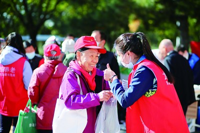 社会保障：兜底线托民生 增进人民福祉