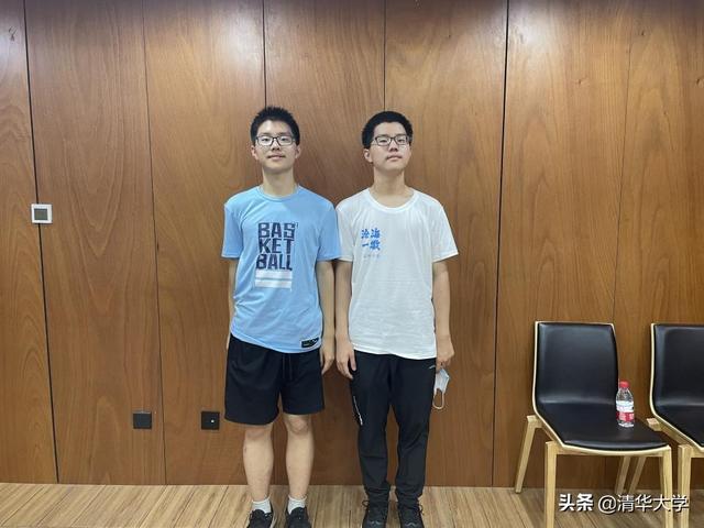 【清华新生故事】程梓峻、程梓桐：数学世界，风景独好