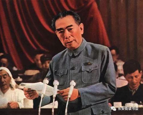 「学习恩来」周恩来曾亲自让邓颖超工资降级