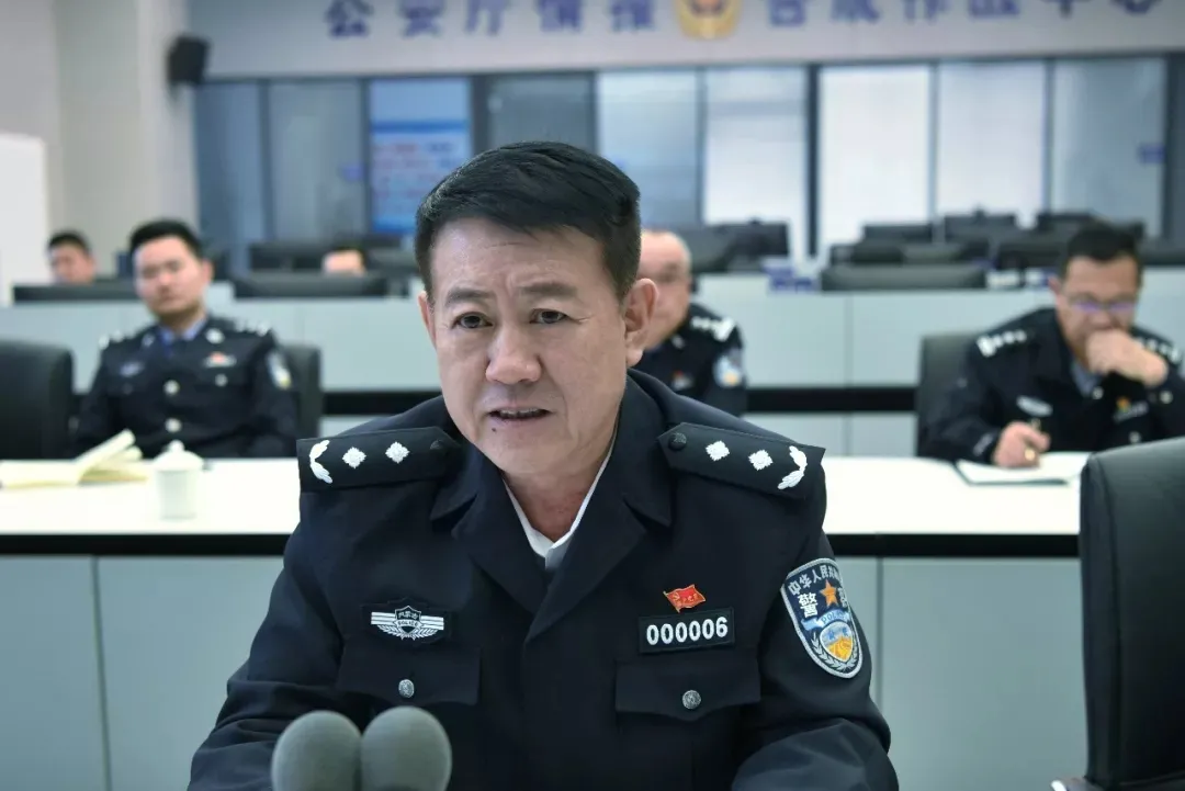 退休半年后，公安厅副厅长被查
