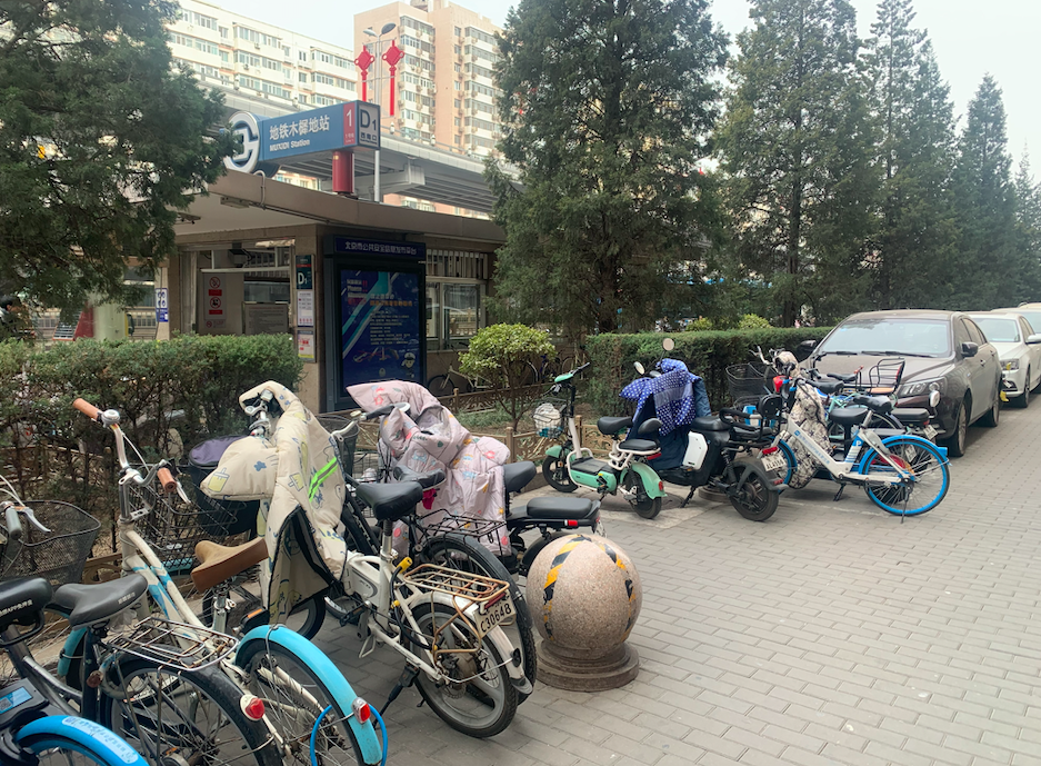 城市观察|地铁站周边需要增加自行车车位了