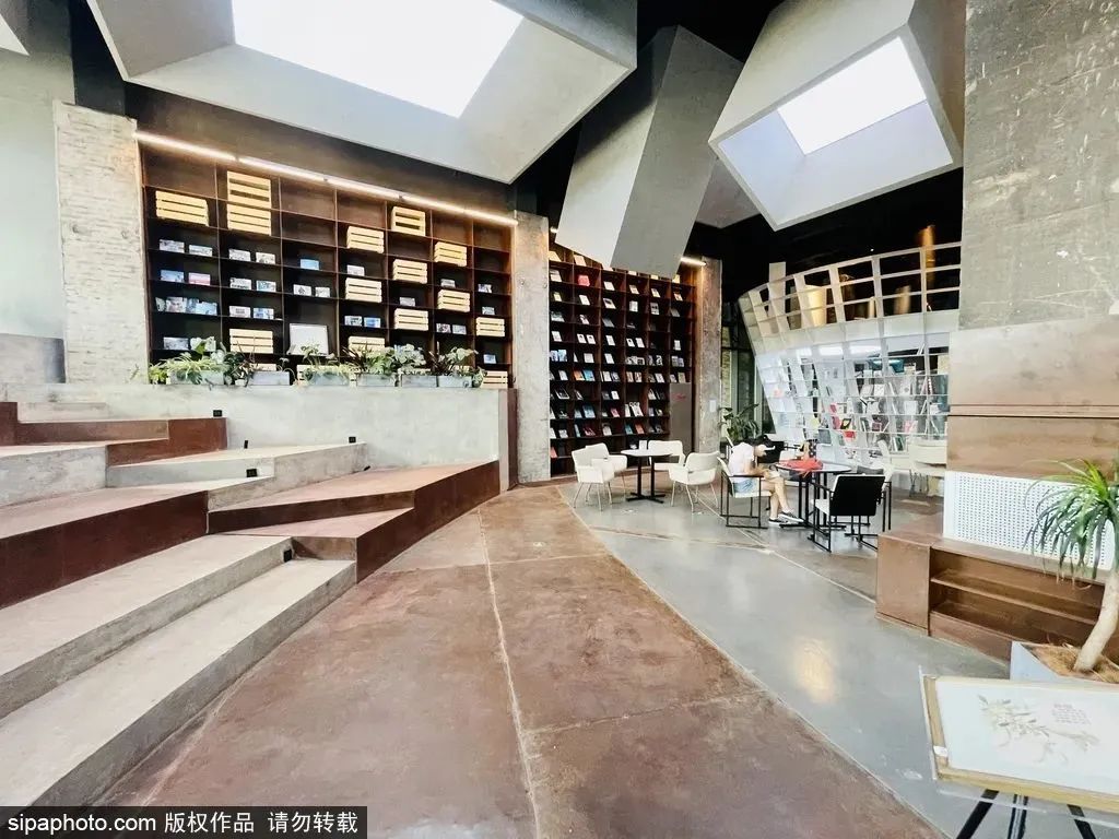 打造消费新场景,燃起石景山首钢园“烟火气”