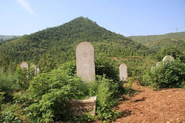 原本被认作是霸陵的凤凰嘴