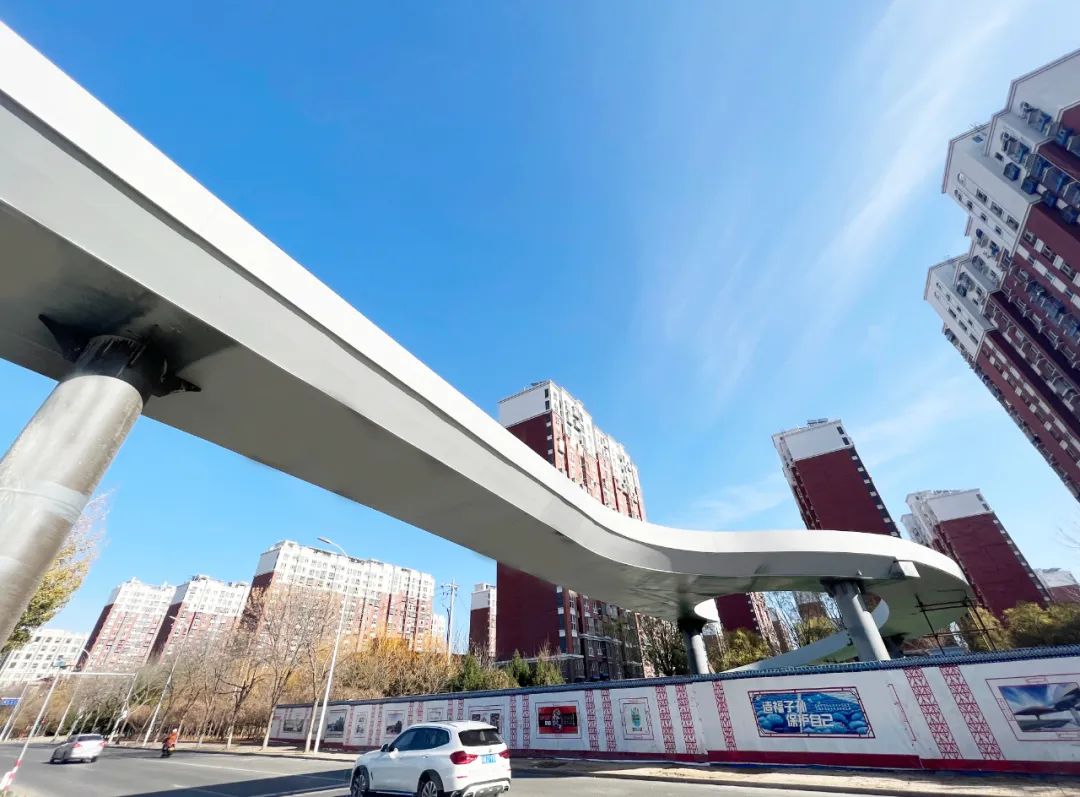 顺义新城这处过街天桥今年3月底完工投用