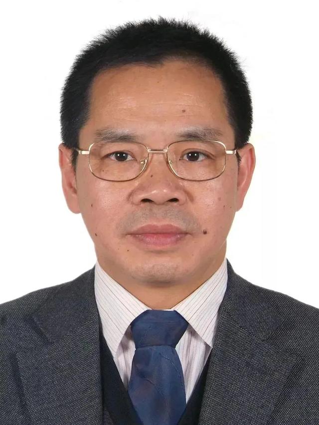 两会！清华代表委员们准备好了！