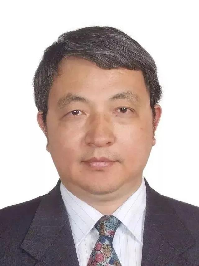 两会！清华代表委员们准备好了！