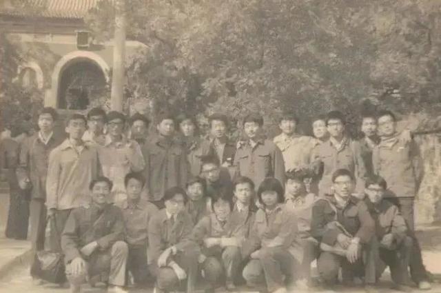 一朝清华人，一生家国情！