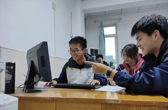 考上清华！他曾在爷爷的病房里立下学医志向