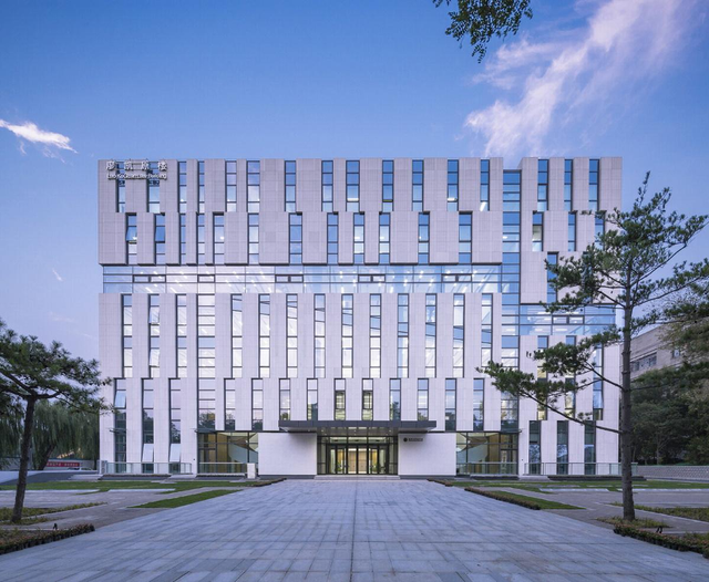 清华大学到底有多少个图书馆？