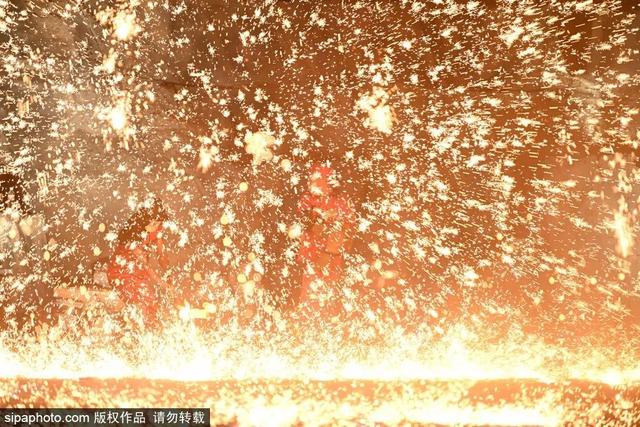 冰雪活动陆续开启，冬天就要“花式”玩冰雪！