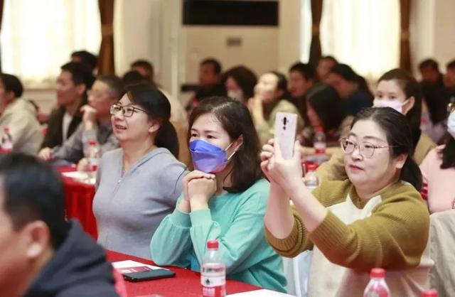 “新心向融”！讲述成长故事，展现媒体人风采——北京教育融媒体中心2023年记者节交流会举行