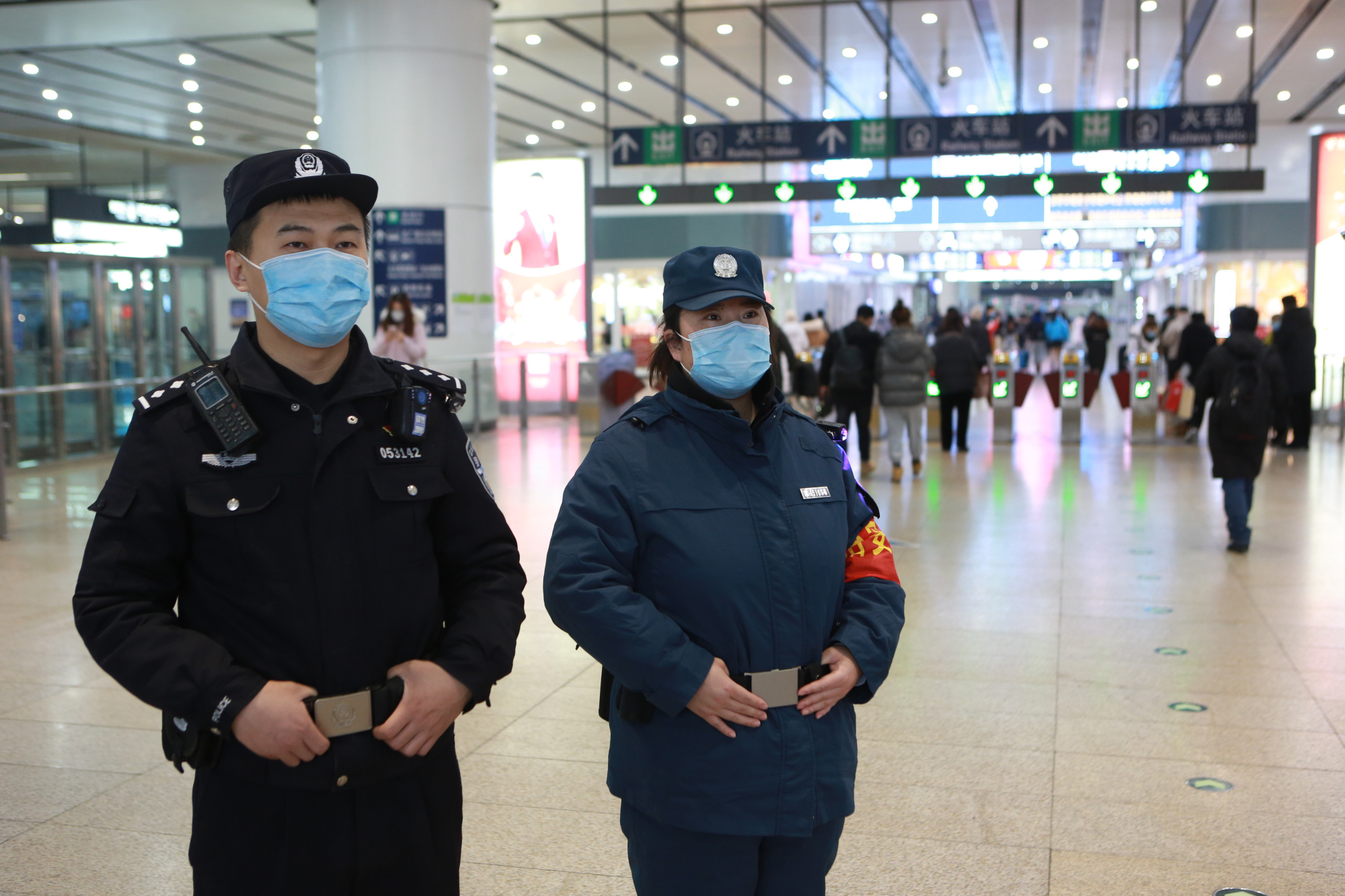 守护群众平安过新年！北京公交警方全力做好公共交通安保
