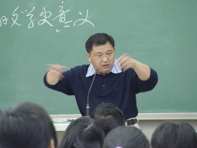 刘勇：教学是我最愉快的一件事情