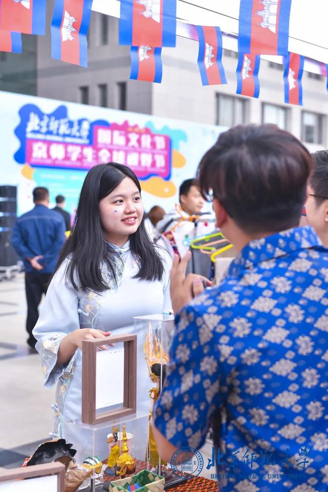 在这里，一天内可以环游世界？！