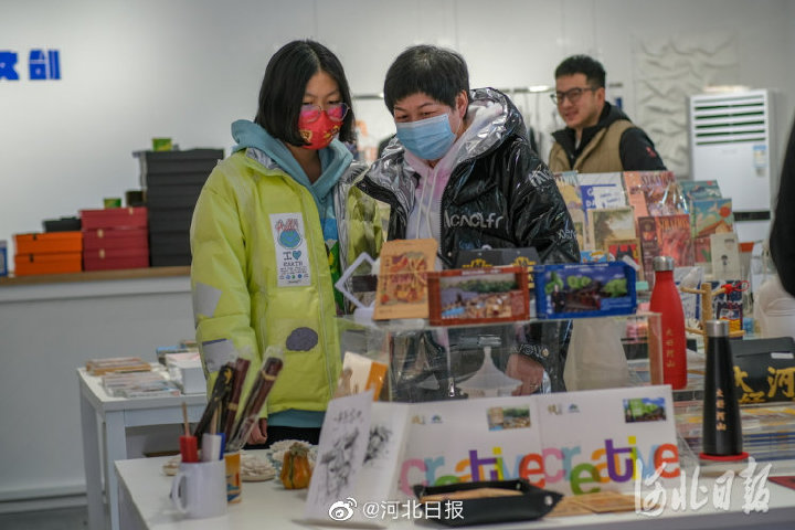 张家口大境门再现历史繁华