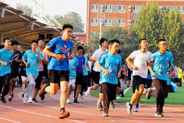 金马跑团：用跑步见证更加优秀的自己