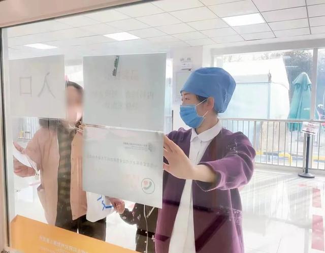 【热点】定格！这间输液室的温暖瞬间