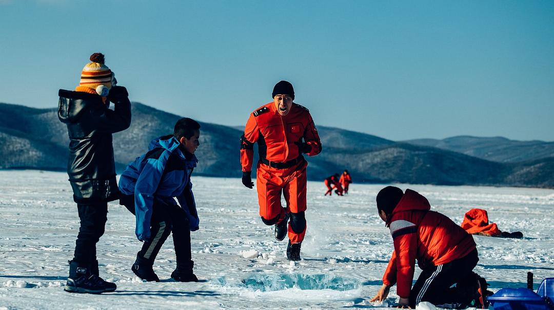 电影《极限奇援》根据民间救援志愿者真实事件改编,雪村俞晴自导自演