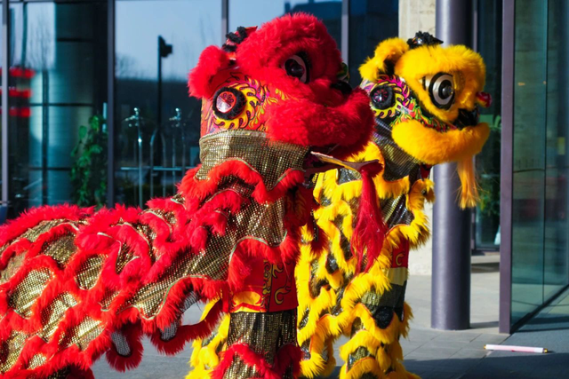 欢乐过大年 | 不止年夜饭！舞龙、舞狮、非遗体验......京城酒店年味儿十足