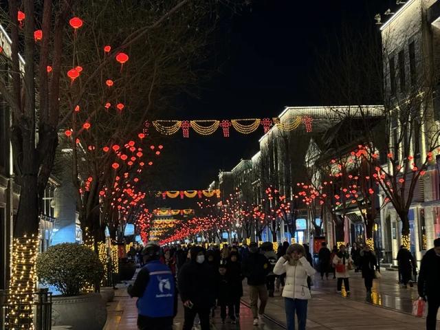 除夕 | 赏璀璨光影，迎龙年新春