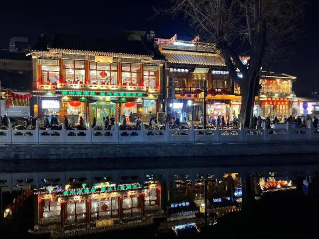 除夕 | 赏璀璨光影，迎龙年新春