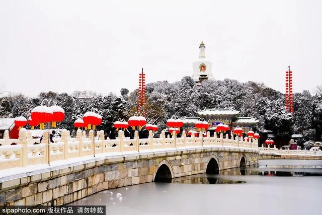 瑞雪兆丰年，当京城遇上龙年初雪，美如画卷