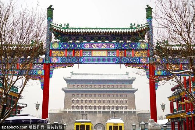 瑞雪兆丰年，当京城遇上龙年初雪，美如画卷