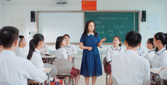 祝贺！12位北师大基础教育学校教师荣获北京市特级教师