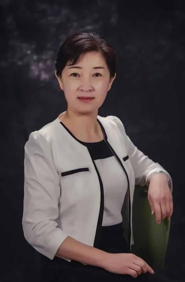 祝贺！12位北师大基础教育学校教师荣获北京市特级教师