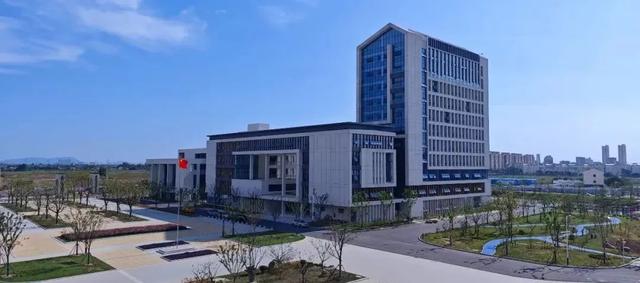江南大学诚聘数字科技与创意设计类高层次人才！