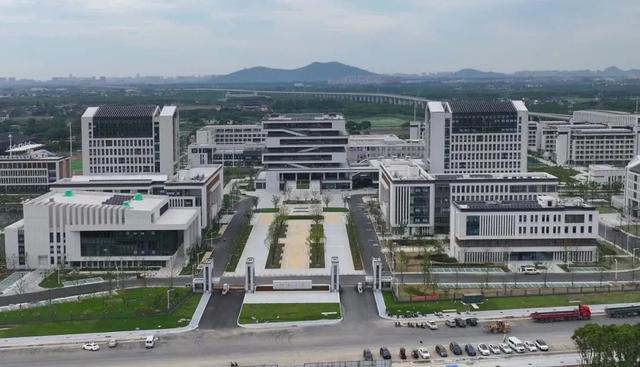 江南大学诚聘数字科技与创意设计类高层次人才！