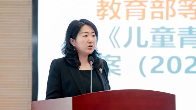 第9个近视防控宣传教育月主题活动来了！近视防控指导手册发布