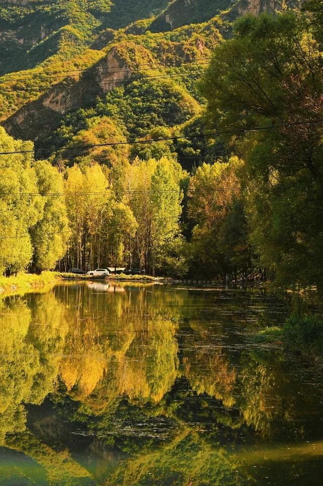 美翻！黄亦玫驰骋的京郊公路又迎“高光”时刻——