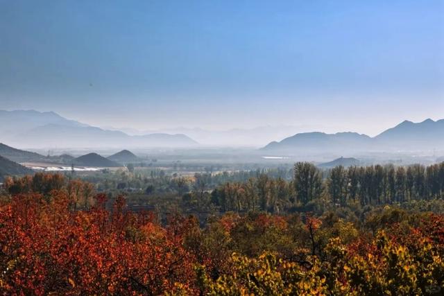 美翻！黄亦玫驰骋的京郊公路又迎“高光”时刻——